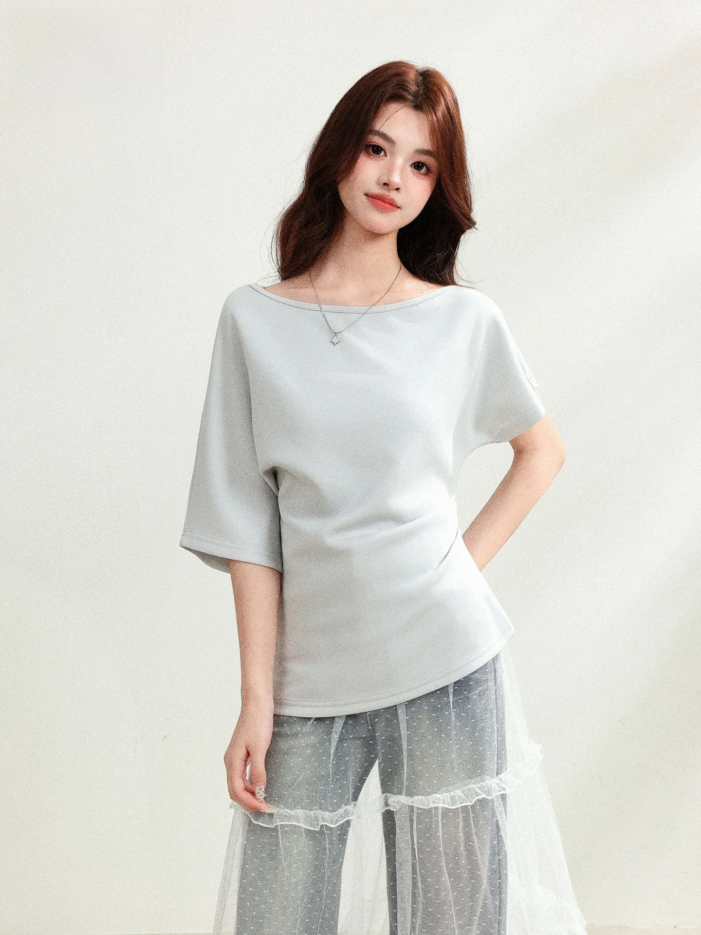 Blue Design Sense Asymmetrical Shoulder Short Sleeve T-Shirt Women's Loose Slimming Shoulder Exposure Girl Style Top Trendy
Blue Design Sense Asymmetrical Shoulder Short Sleeve T-Shirt Women's Loose Slimming Shoulder Exposure Girl Style Top Trendy