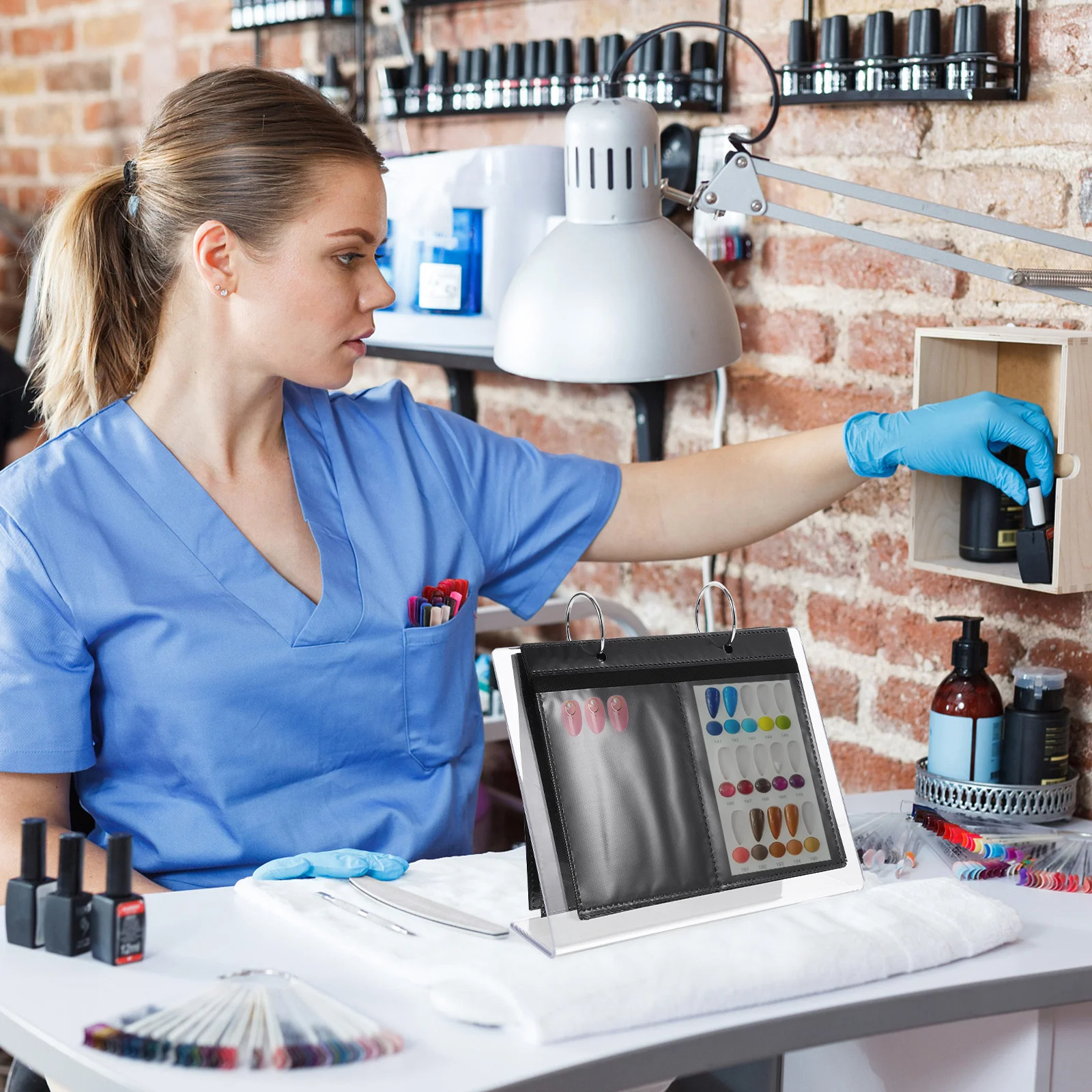 Empty Nail Sticker Storage Book Portable Nail Art Display Rack Organizer for Decals and Notes Ideal Manicure Sticker Album
Empty Nail Sticker Storage Book Portable Nail Art Display Rack Organizer for Decals and Notes Ideal Manicure Sticker Album