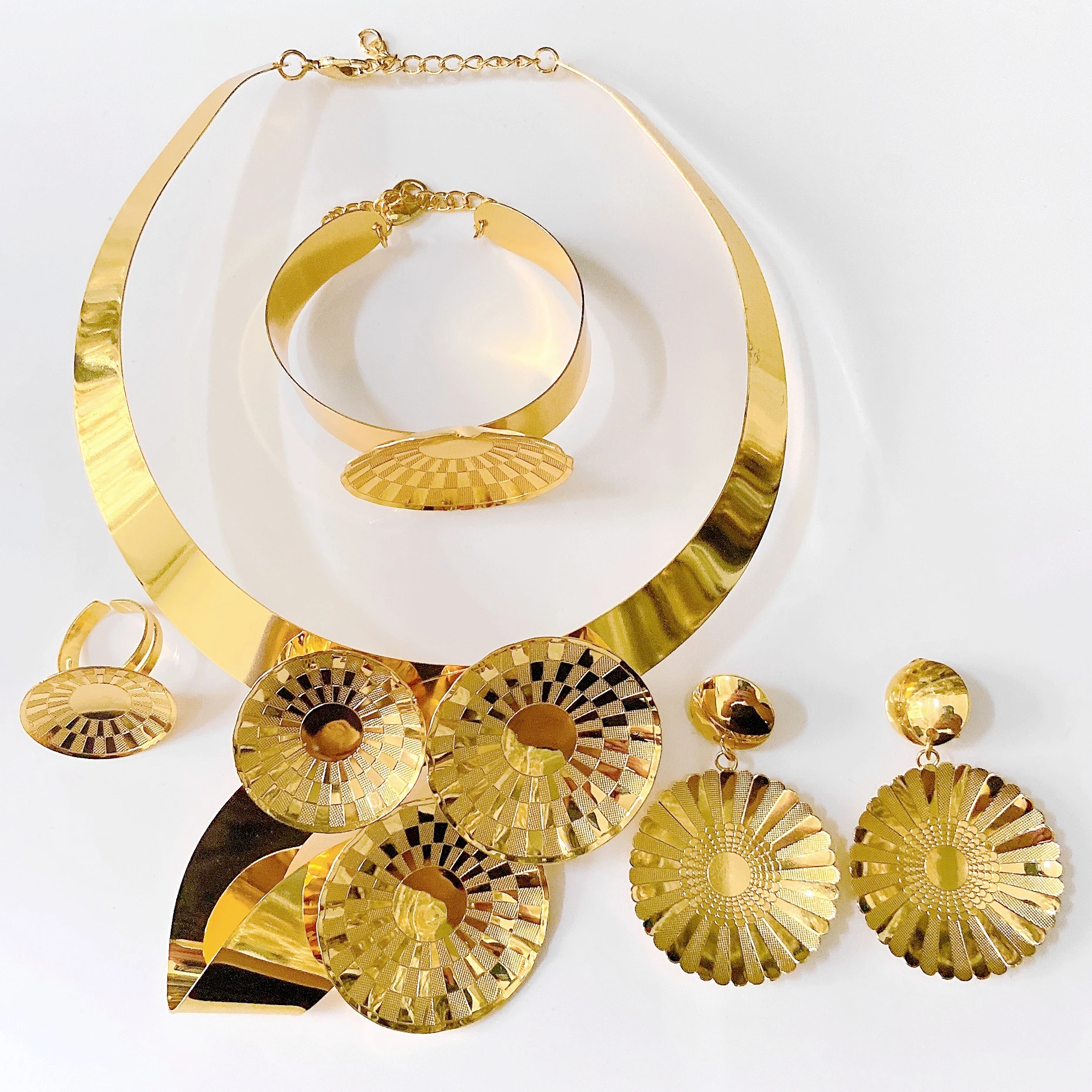 Yulaili Elegant Hotsale Flower Jewelry set Trendy llaveros Collar Pulseras pin Pendient tentacles Anillo 4PC Jewel Set For Party
Yulaili Elegant Hotsale Flower Jewelry set Trendy llaveros Collar Pulseras pin Pendient tentacles Anillo 4PC Jewel Set For Party