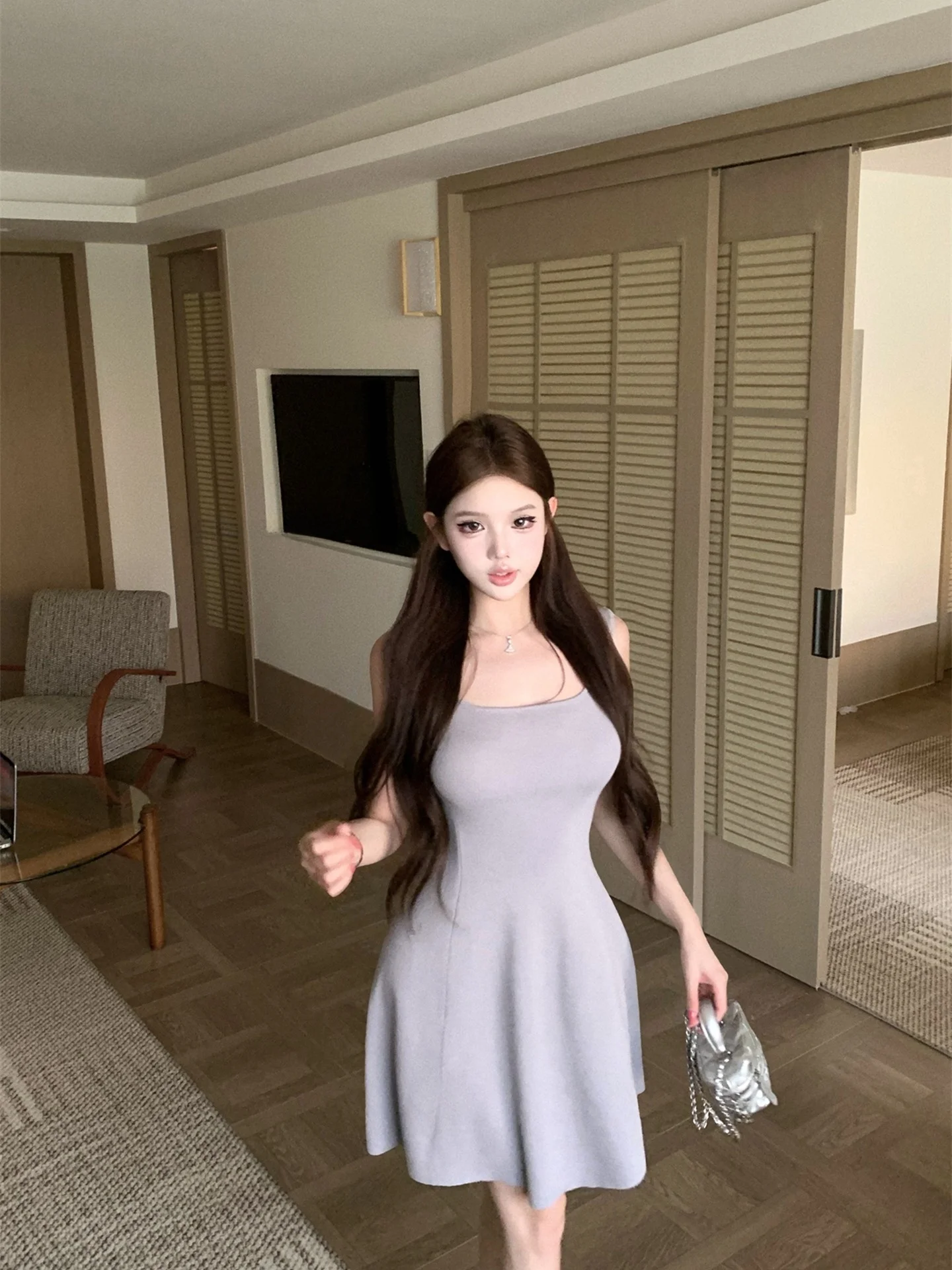 Summer New Style Women's Knitted Sleeveless Strap Dress Slimming A-Line Short Skirt Waist-Cinching Elastic Pure Desire
Summer New Style Women's Knitted Sleeveless Strap Dress Slimming A-Line Short Skirt Waist-Cinching Elastic Pure Desire