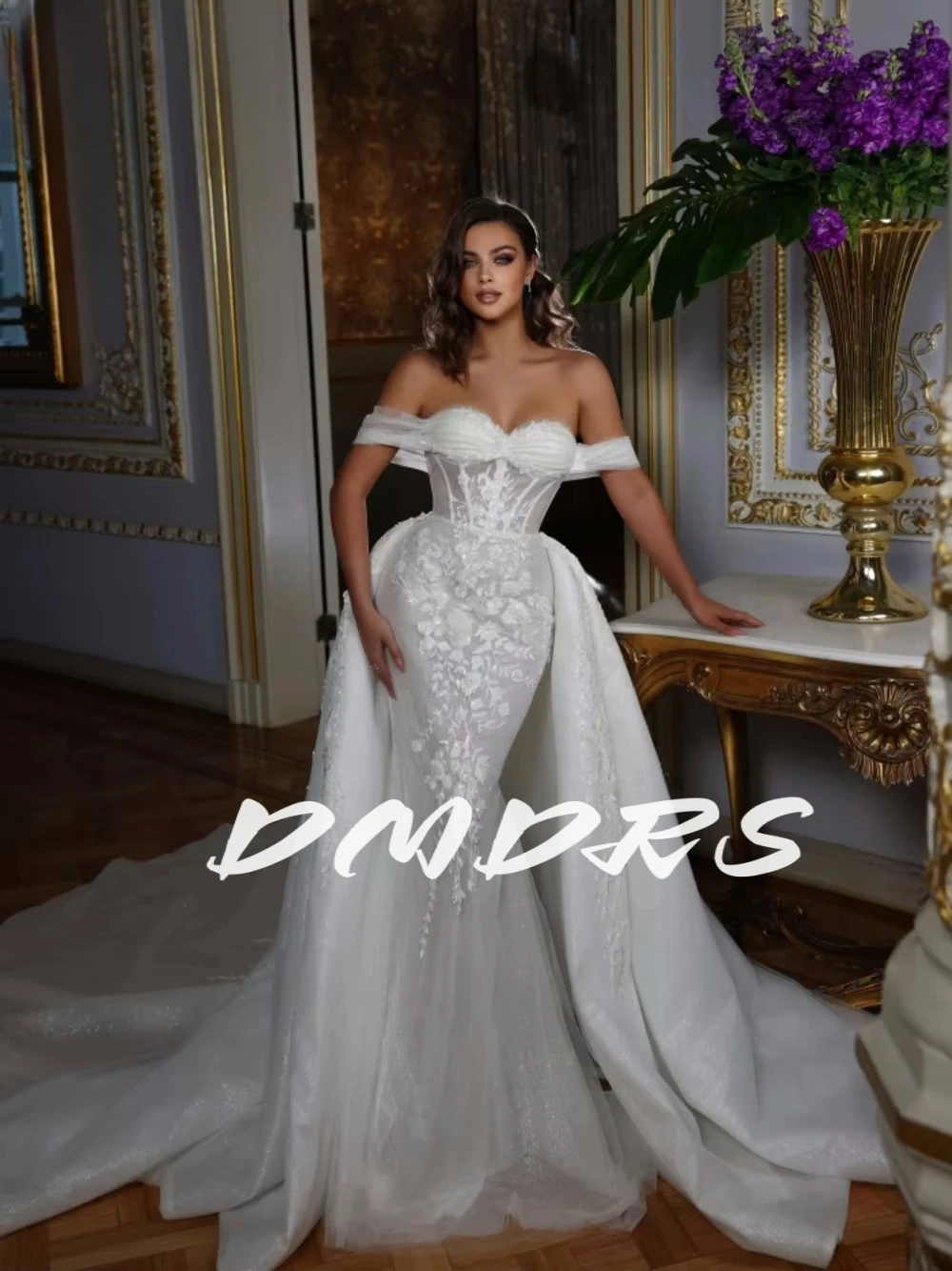 Sparkly Sweetheart Neck Wedding Dress Appliques Mermaid Customized For Bride Modern Floor-length Bridal Gown Vestido De Novia
Sparkly Sweetheart Neck Wedding Dress Appliques Mermaid Customized For Bride Modern Floor-length Bridal Gown Vestido De Novia