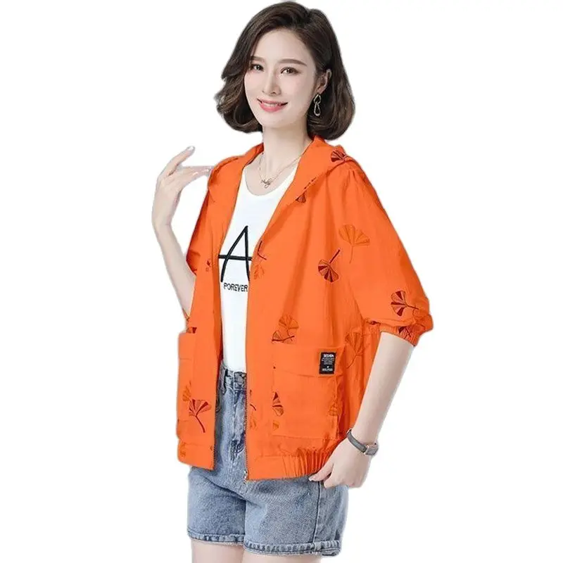 Summer 2023 New Women's Printing Sun Protection Jacket Long Sleeve Fashion Hooded Anti-UV All-Match Breathable Thin Women Tops
Summer 2023 New Women's Printing Sun Protection Jacket Long Sleeve Fashion Hooded Anti-UV All-Match Breathable Thin Women Tops