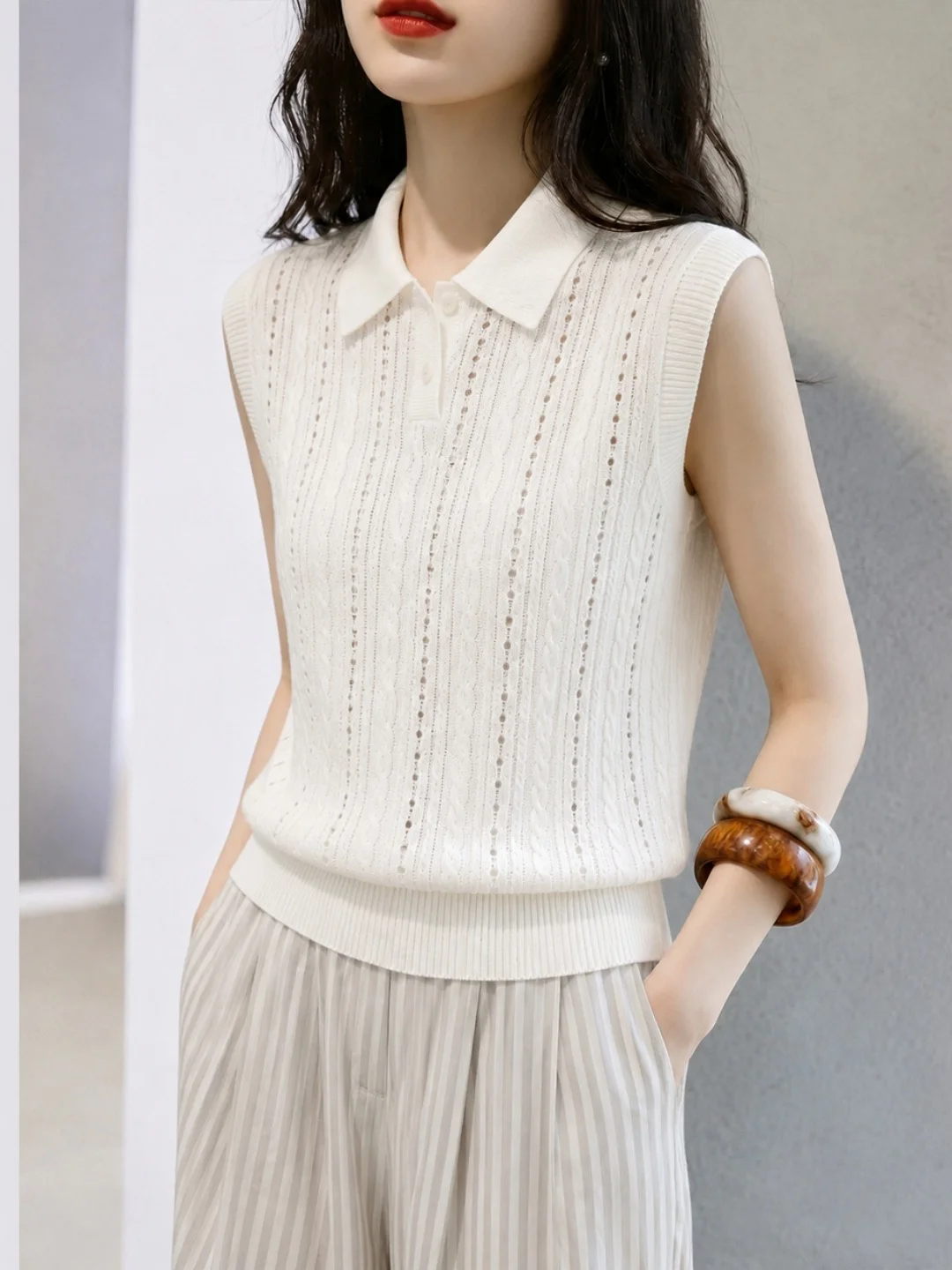 Summer 2026 Sleeveless Ice Silk Knitted Vest Simple Versatile Hollow out Design Commute Style Straight Cut Daily Wear Women's...
Summer 2026 Sleeveless Ice Silk Knitted Vest Simple Versatile Hollow out Design Commute Style Straight Cut Daily Wear Women's...