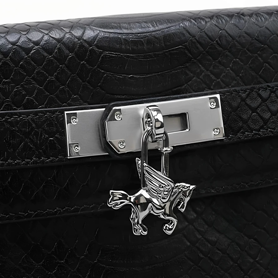Horse Bag Charm For Women Bag Fashion High-end Exquisite Workmanship Bag Pendant Decoration Bag Accessories
Horse Bag Charm For Women Bag Fashion High-end Exquisite Workmanship Bag Pendant Decoration Bag Accessories