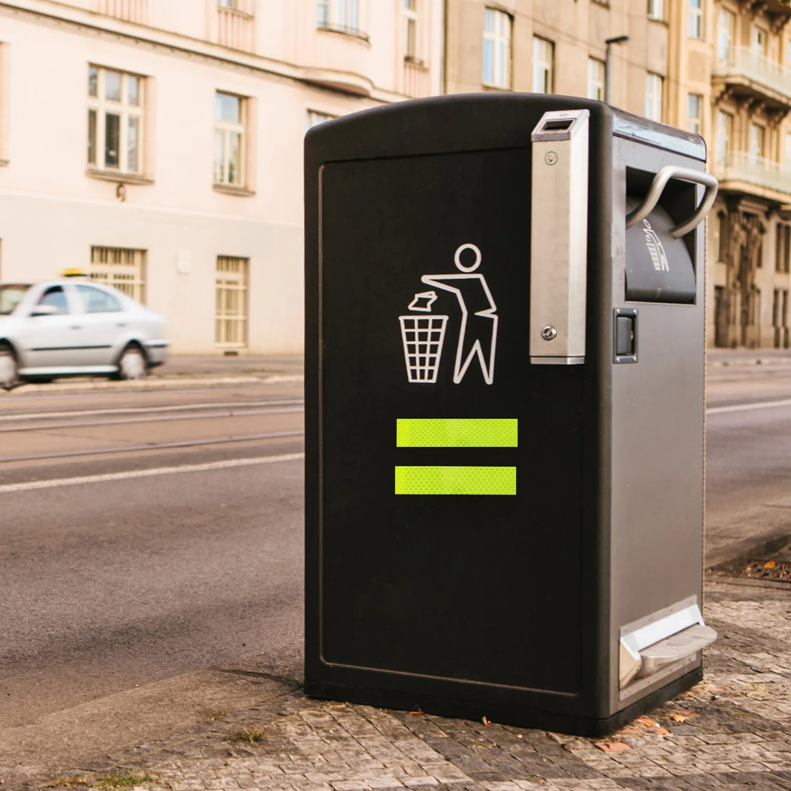 Светоотражающая лента с шестиугольными призмами, водонепроницаемая, с сильным клеем, для безопасности транспортных средств, дорожной разметки, светящаяся предупреждающая полоса, самоклеящаяся.
Светоотражающая лента с шестиугольными призмами, водонепроницаемая, с сильным клеем, для безопасности транспортных средств, дорожной разметки, светящаяся предупреждающая полоса, самоклеящаяся.