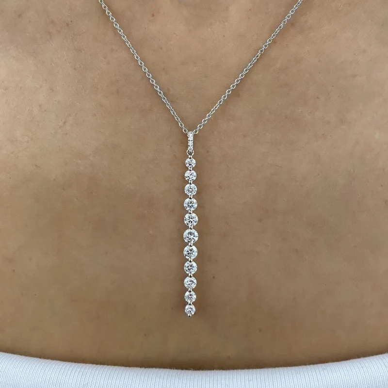 RAPRGOLD GRA Certified D VVS1 Full Moissanite Elegant Long Pendant Necklaces for Women Neck Fine Jewelry Chain Gifts collares
RAPRGOLD GRA Certified D VVS1 Full Moissanite Elegant Long Pendant Necklaces for Women Neck Fine Jewelry Chain Gifts collares