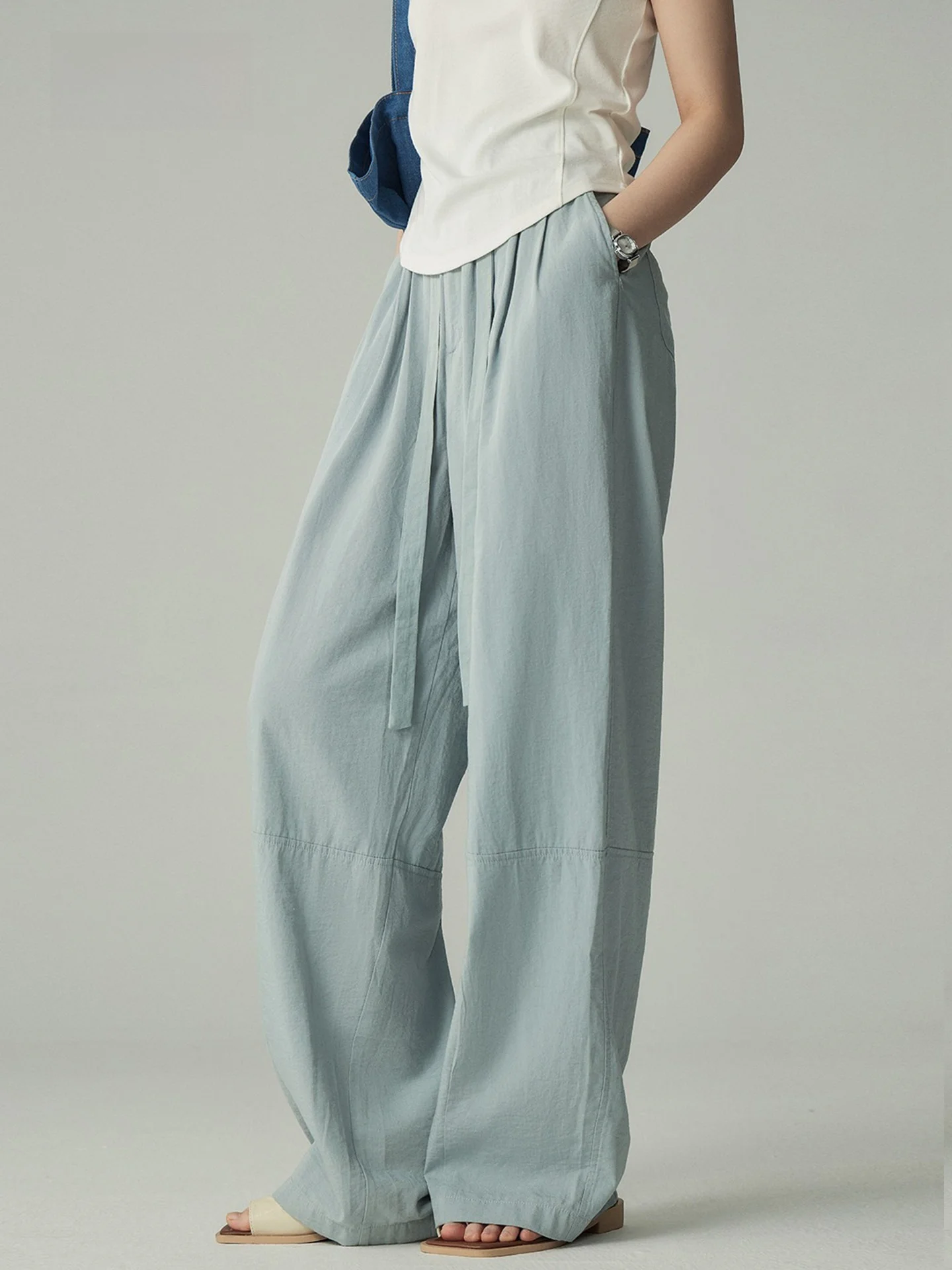 Blue Draped Thin Casual Pants High Waist Wide Leg Long Pants Women's Summer Versatile Loose Fit Trousers for Ladies Commute S...
Blue Draped Thin Casual Pants High Waist Wide Leg Long Pants Women's Summer Versatile Loose Fit Trousers for Ladies Commute S...