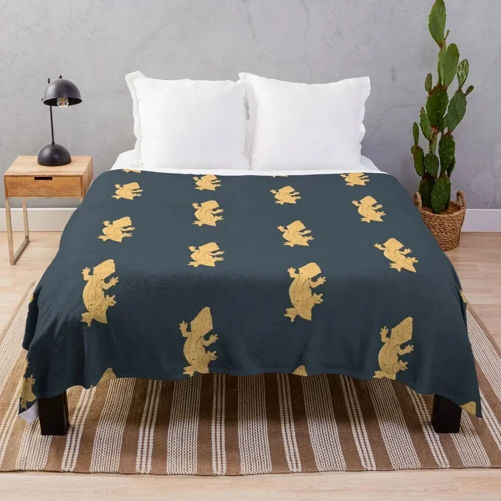 Crested Gecko with Frog Butt - Charcoal Throw Blanket Warm Accent Blanket for Living Room Decoration
Crested Gecko with Frog Butt - Charcoal Throw Blanket Warm Accent Blanket for Living Room Decoration