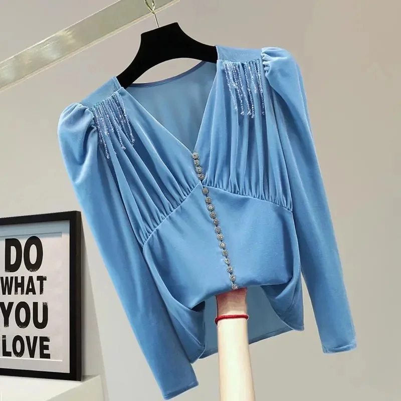 Tassel Studded V-Neck T-Shirt Women's Spring Autumn Korean Solid Color Rhinestone Buckle Gold Velvet Bottoming Shirt Outerwear
Tassel Studded V-Neck T-Shirt Women's Spring Autumn Korean Solid Color Rhinestone Buckle Gold Velvet Bottoming Shirt Outerwear