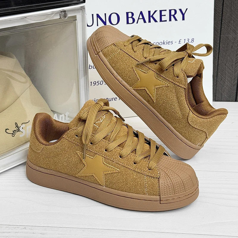 New Plus Size35-44 Casual Board Shoes for Men and Women, Fashionable and Versatile Round Toe Wear-resistant Leather Sports Shoes
New Plus Size35-44 Casual Board Shoes for Men and Women, Fashionable and Versatile Round Toe Wear-resistant Leather Sports Shoes