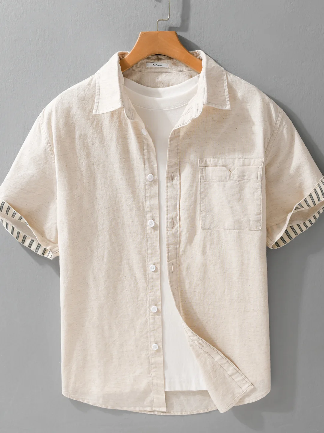 Men's Casual Cotton Linen Short Sleeve Shirt Summer Thin Breathable Comfortable Turn-down Collar Plain Color Button Closure
Men's Casual Cotton Linen Short Sleeve Shirt Summer Thin Breathable Comfortable Turn-down Collar Plain Color Button Closure