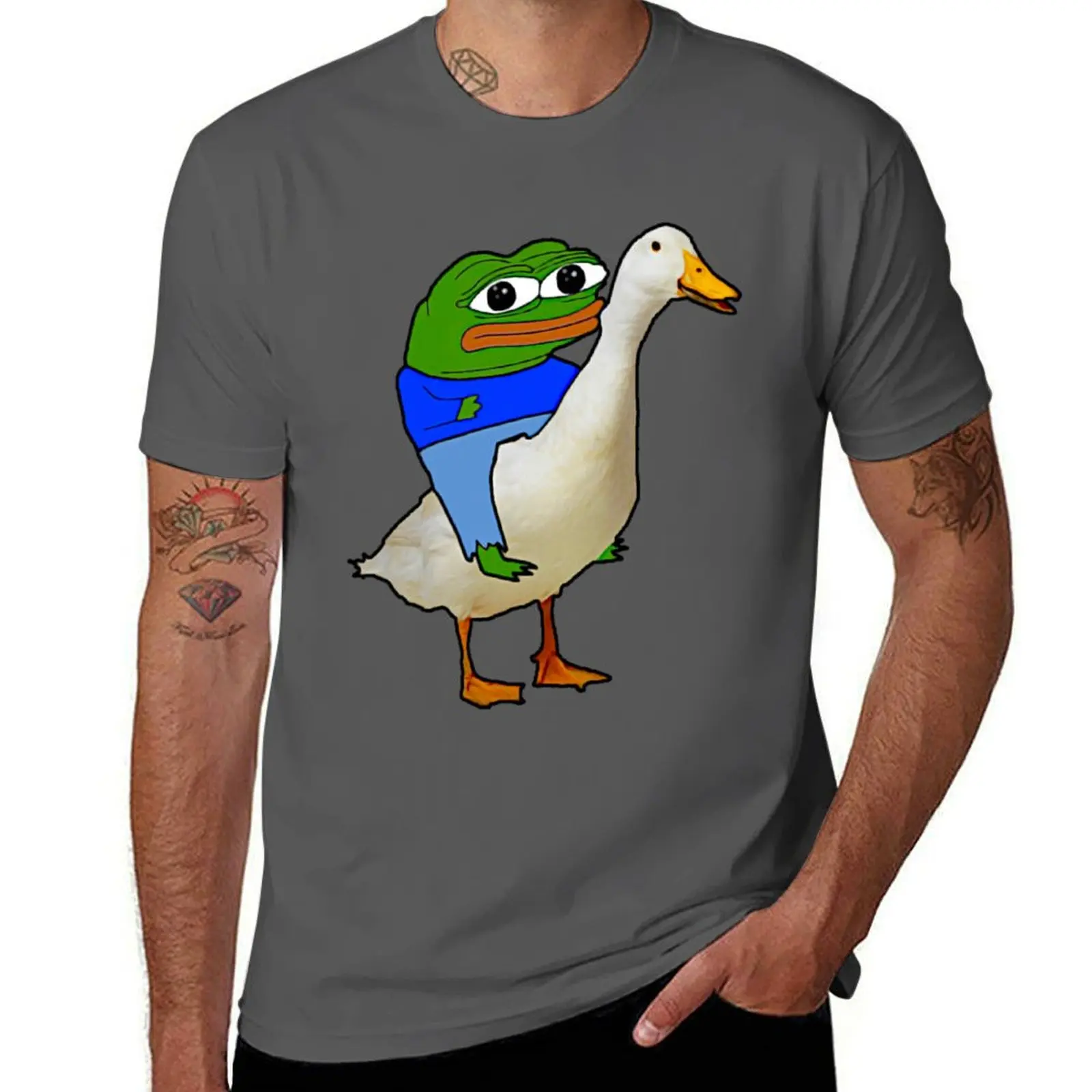Редкая футболка Pepe On A Goose, мужские футболки для мужчин, футболки для мужчин, футболки с рисунком, забавные футболки, хлопковая футболка 
Редкая футболка Pepe On A Goose, мужские футболки для мужчин, футболки для мужчин, футболки с рисунком, забавные футболки, хлопковая футболка