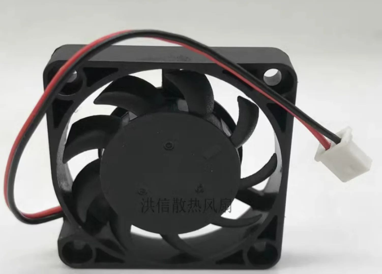 ORIENT CF-05357B 5V 0.18A 3507 2-wire Slim Silent Ball Fan
ORIENT CF-05357B 5V 0.18A 3507 2-wire Slim Silent Ball Fan
