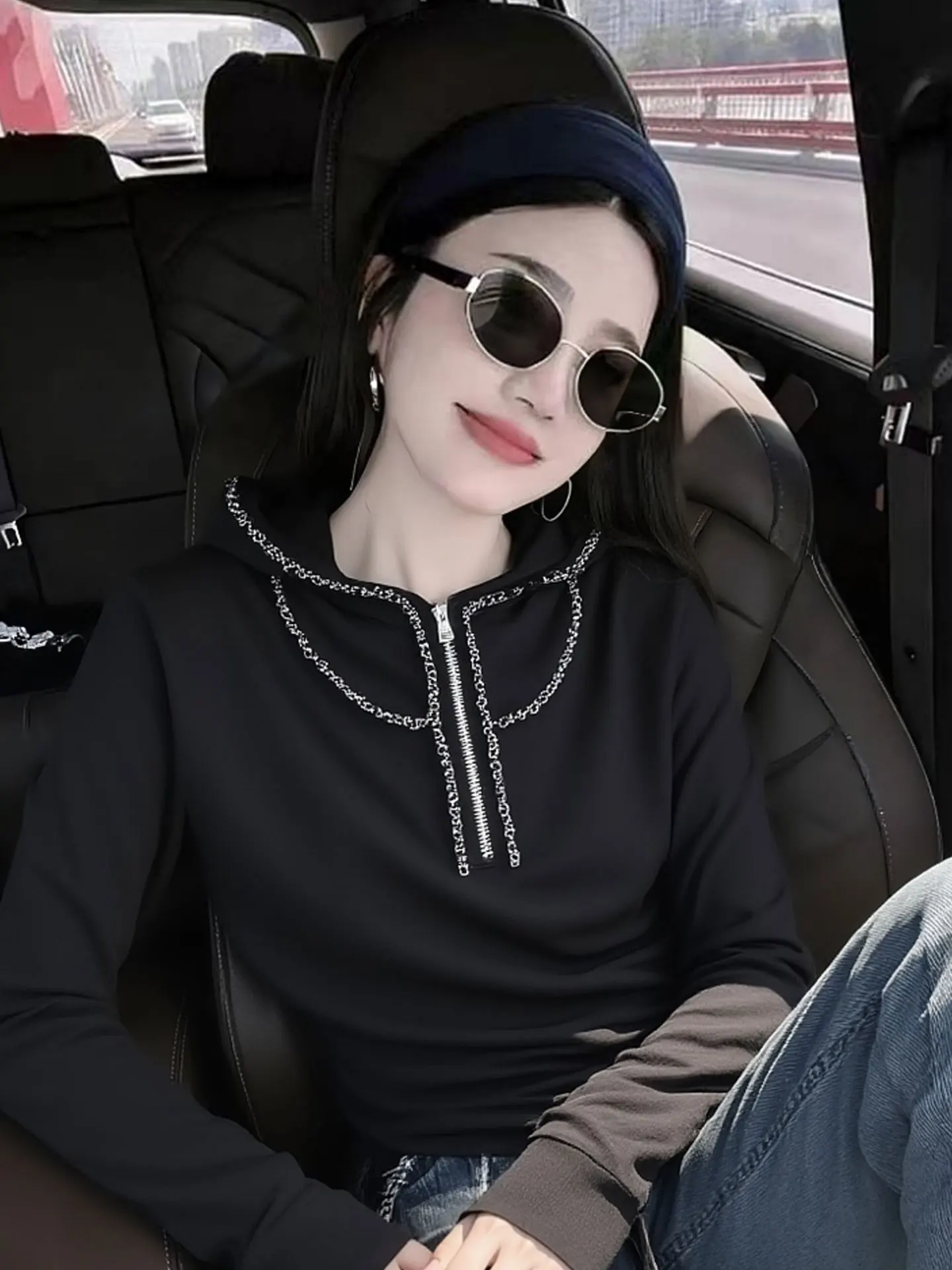 Ele f-Zip Long Sve T-irt Faionable Base Layer Top Spring 2026 Korean Sle Straight Cut Silk Women's irt
Ele f-Zip Long Sve T-irt Faionable Base Layer Top Spring 2026 Korean Sle Straight Cut Silk Women's irt