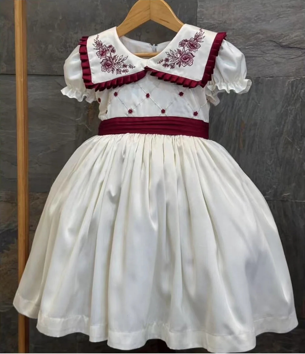 0-12Y Baby Girl Handmade Flower Embroidery Floral Vintage Princess Red Dress for Holiday Photography B315
0-12Y Baby Girl Handmade Flower Embroidery Floral Vintage Princess Red Dress for Holiday Photography B315