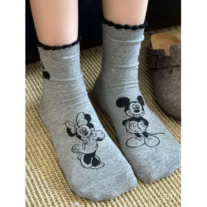 Disney Mickey Kawaii Cartoon Pattern Women Mid Tube Socks Korean Style Trendy Spring Autumn Socks Simple Niche Design Soft Socks
Disney Mickey Kawaii Cartoon Pattern Women Mid Tube Socks Korean Style Trendy Spring Autumn Socks Simple Niche Design Soft Socks