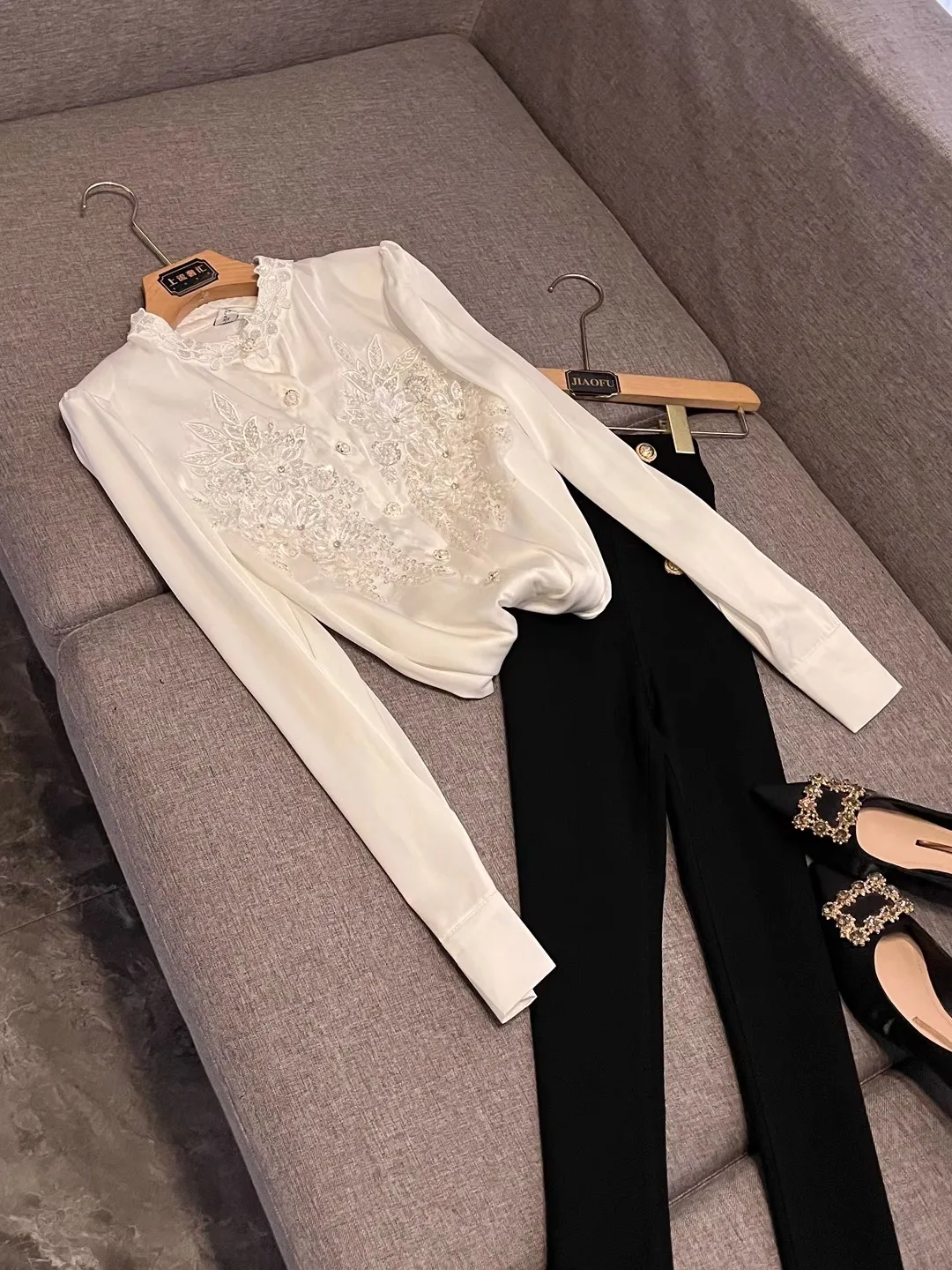 Ele White irt Stand Collar Women's Faionable Age-Defng Beaded irt Ladylike Top French Sle Long Sve Thin Mate...
Ele White irt Stand Collar Women's Faionable Age-Defng Beaded irt Ladylike Top French Sle Long Sve Thin Mate...