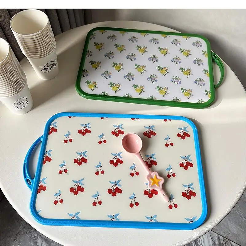 Кухонная двухсторонняя разделочная доска, бытовой поднос для хранения, декоративная тарелка в Корейском стиле с цветами вишни, аксессуары
Кухонная двухсторонняя разделочная доска, бытовой поднос для хранения, декоративная тарелка в Корейском стиле с цветами вишни, аксессуары