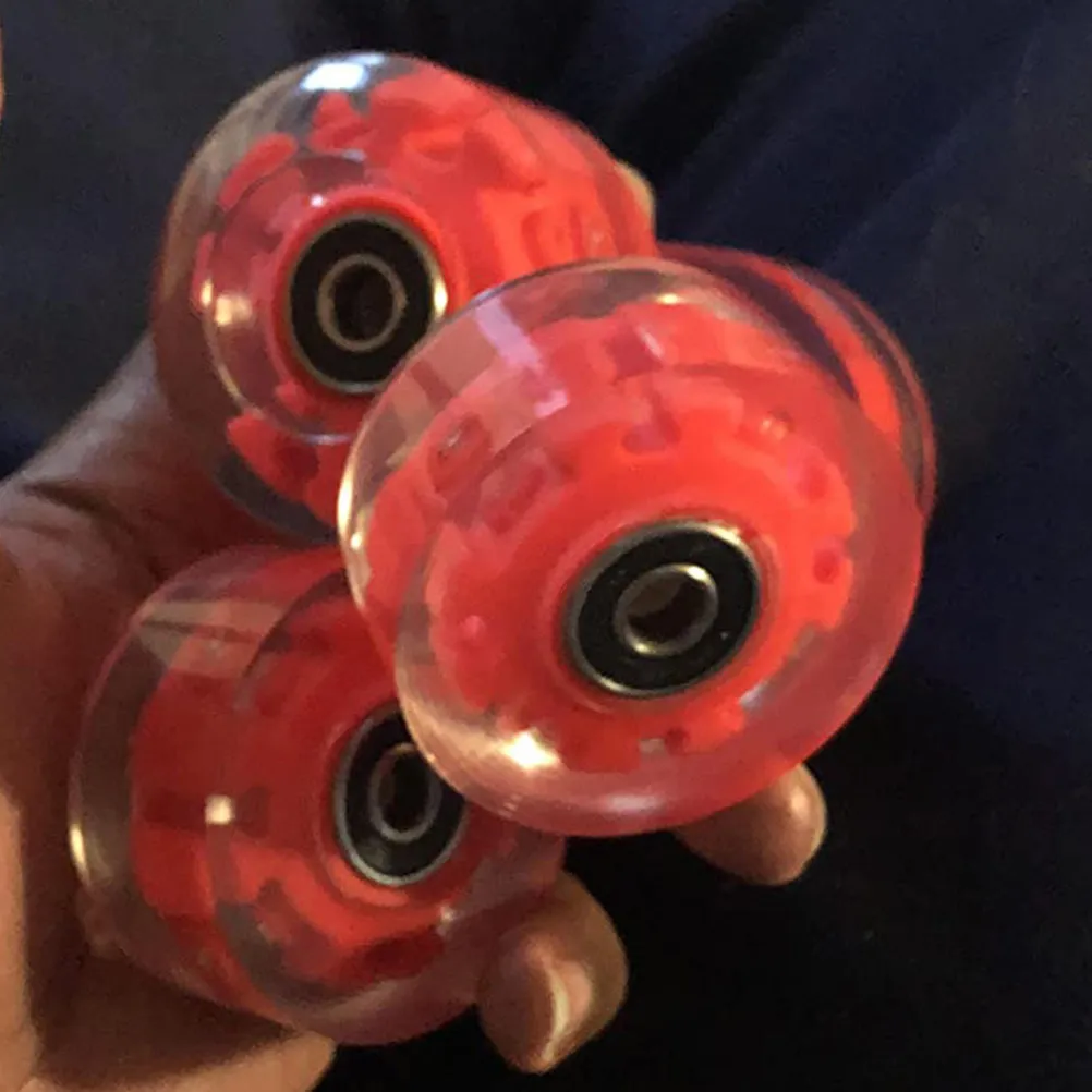 Набор светящихся колес для роликовых коньков: яркие, с отличным сцеплением, совместимы с бетонными и асфальтовыми поверхностями для уличного катания
Набор светящихся колес для роликовых коньков: яркие, с отличным сцеплением, совместимы с бетонными и асфальтовыми поверхностями для уличного катания