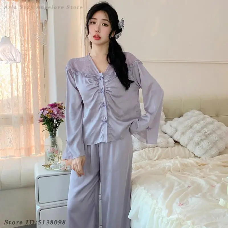 2025 Spring New Pajamas Pour Femme Nightown Lace Patchwork Sleepwear V-Neck Satin Home Clothes Long Sleeve Nightwear Pyjamas
2025 Spring New Pajamas Pour Femme Nightown Lace Patchwork Sleepwear V-Neck Satin Home Clothes Long Sleeve Nightwear Pyjamas