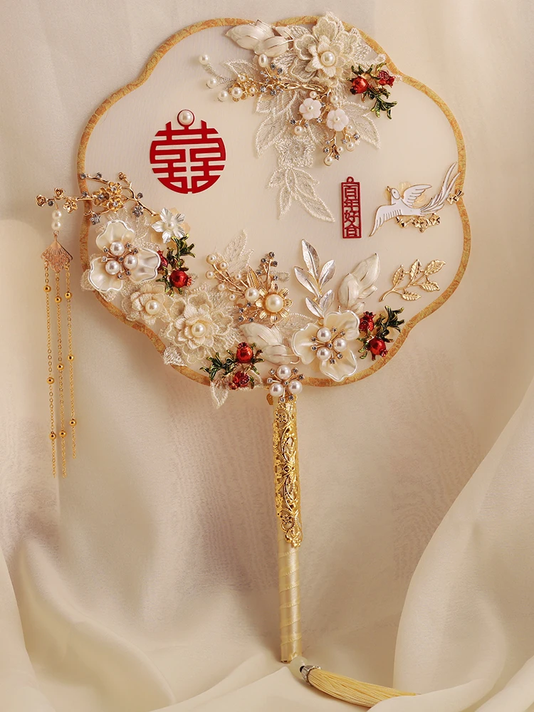 Новый традиционный китайский свадебный веер ручной работы с драконом и фениксом, подарок для невесты, набор материалов для самостоятельного изготовления костюма, кружево из Чжэцзяна
Новый традиционный китайский свадебный веер ручной работы с драконом и фениксом, подарок для невесты, набор материалов для самостоятельного изготовления костюма, кружево из Чжэцзяна