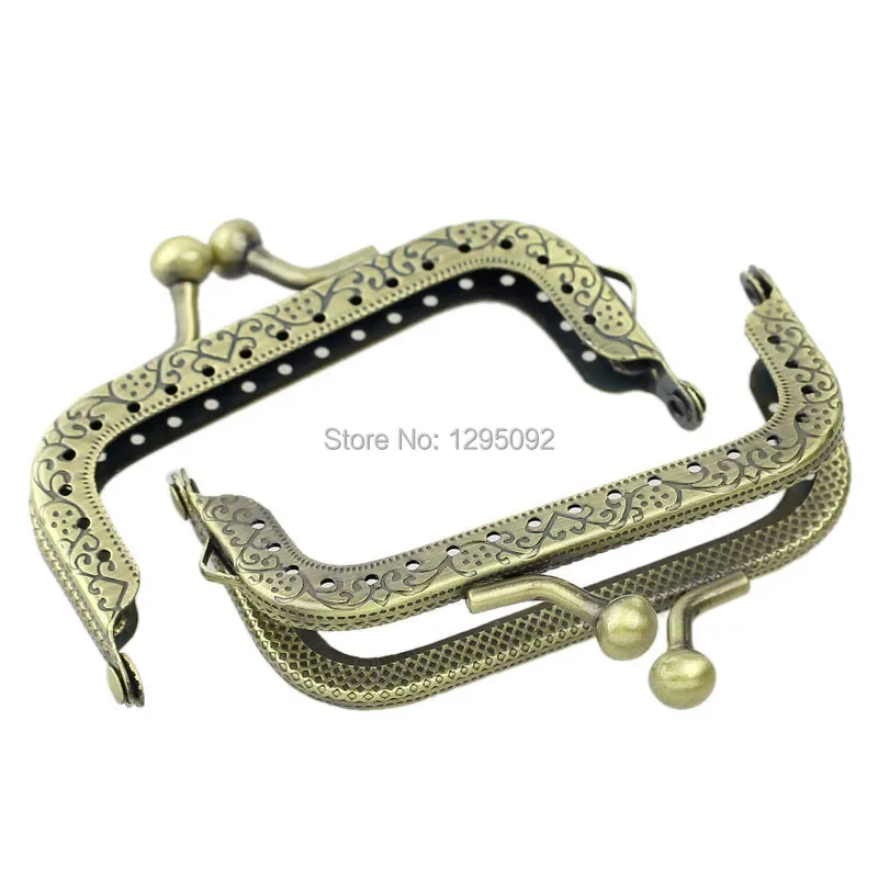 10Pcs Bronze Tone Flower Metal Arch Frame Kiss Clasp Lock For Purse Bag Handbag Handle Findings 8cmx5cm
10Pcs Bronze Tone Flower Metal Arch Frame Kiss Clasp Lock For Purse Bag Handbag Handle Findings 8cmx5cm