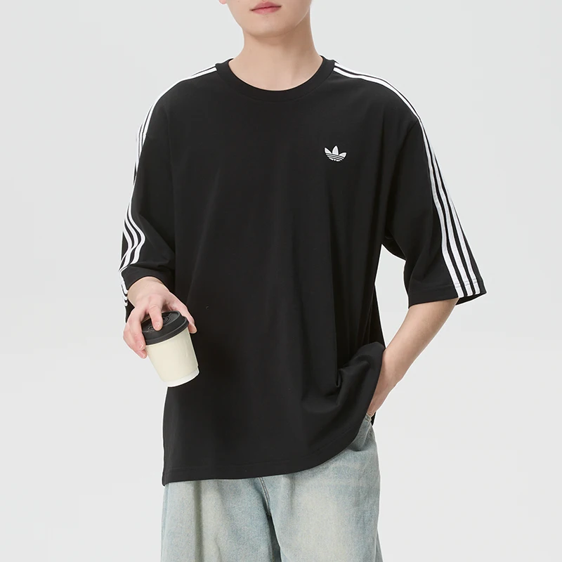 Adidas (Adidas) Trefoil Men's and Women's Fashion Couple's Round-Neck Short-Sleeved T-Shirt Slim-Fit Casual Sportswear Kg6331
Adidas (Adidas) Trefoil Men's and Women's Fashion Couple's Round-Neck Short-Sleeved T-Shirt Slim-Fit Casual Sportswear Kg6331