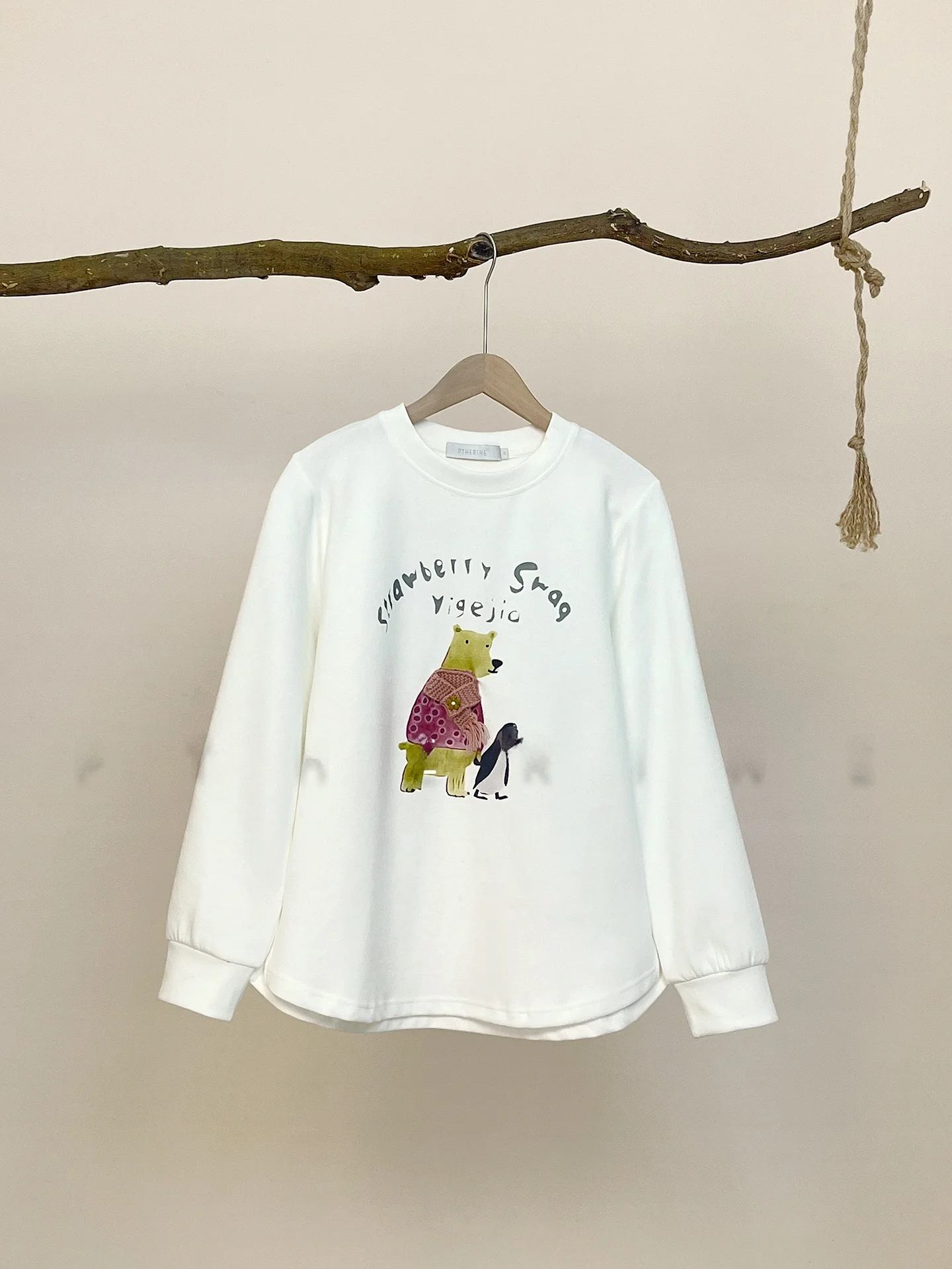 PTHERINE Осенне-зимний повседневный свитшот с принтом медведя и пингвина, универсальный, свободного кроя, из органического хлопка, женский
PTHERINE Осенне-зимний повседневный свитшот с принтом медведя и пингвина, универсальный, свободного кроя, из органического хлопка, женский