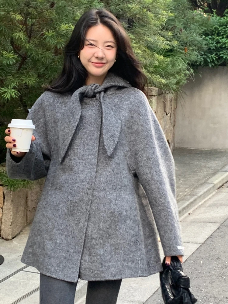 Korean Sle Sweet Soft Bow Tie Hooded Warm Woolen Coat Women's Doll Woolen Coat Loose Fit Long Sve Color
Korean Sle Sweet Soft Bow Tie Hooded Warm Woolen Coat Women's Doll Woolen Coat Loose Fit Long Sve Color