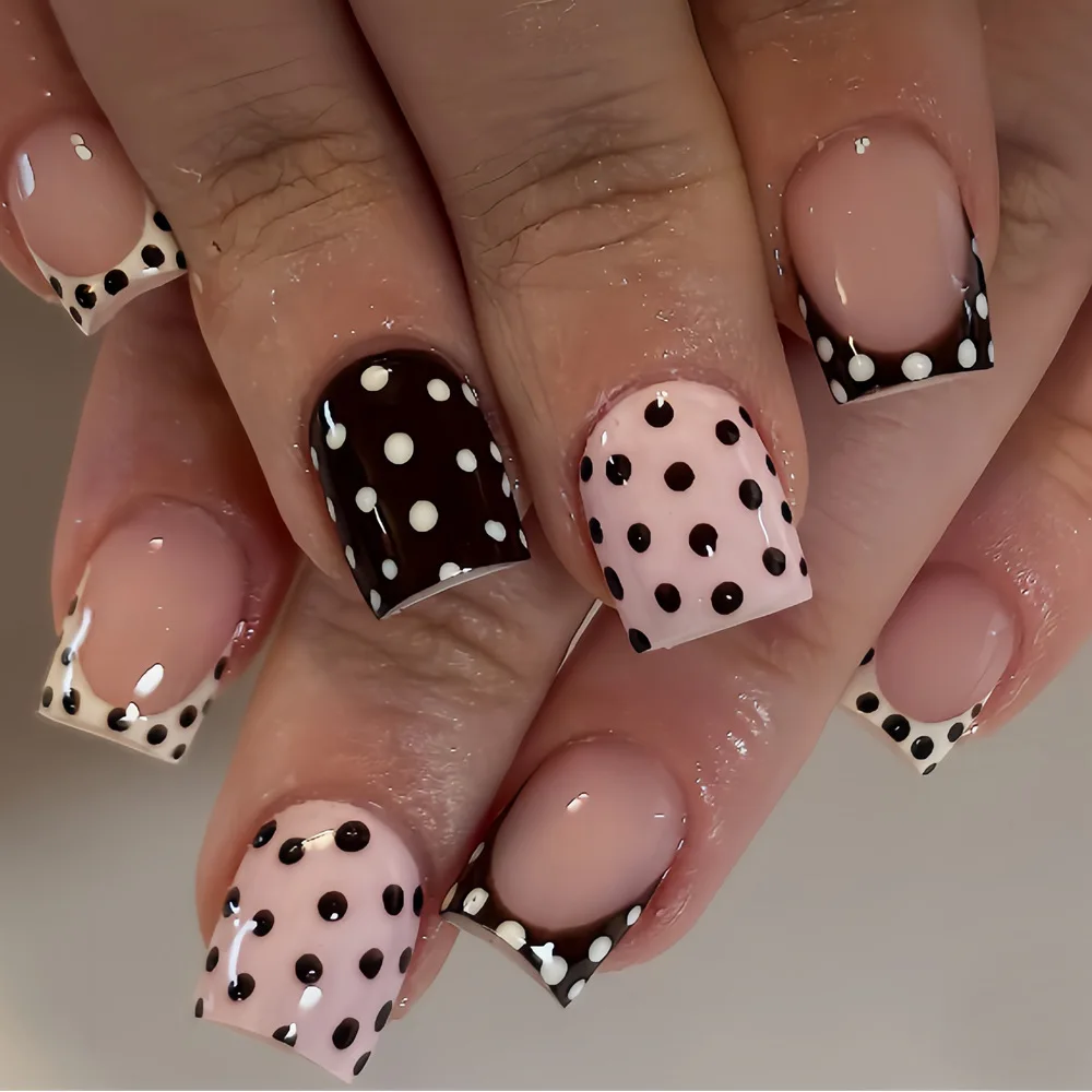 Short Square False Nails with Polka Dot White French Tip Design for Elegant Fashionable Wear
Short Square False Nails with Polka Dot White French Tip Design for Elegant Fashionable Wear