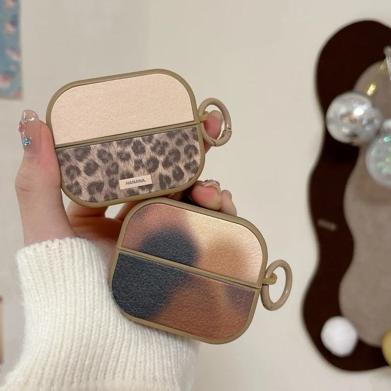 For Samsung Galaxy Buds 3 Pro Buds3 FE Cover Cute Fashion Amber Leopard Print Earphone Case Silicone Headphone Cases with Ring
For Samsung Galaxy Buds 3 Pro Buds3 FE Cover Cute Fashion Amber Leopard Print Earphone Case Silicone Headphone Cases with Ring