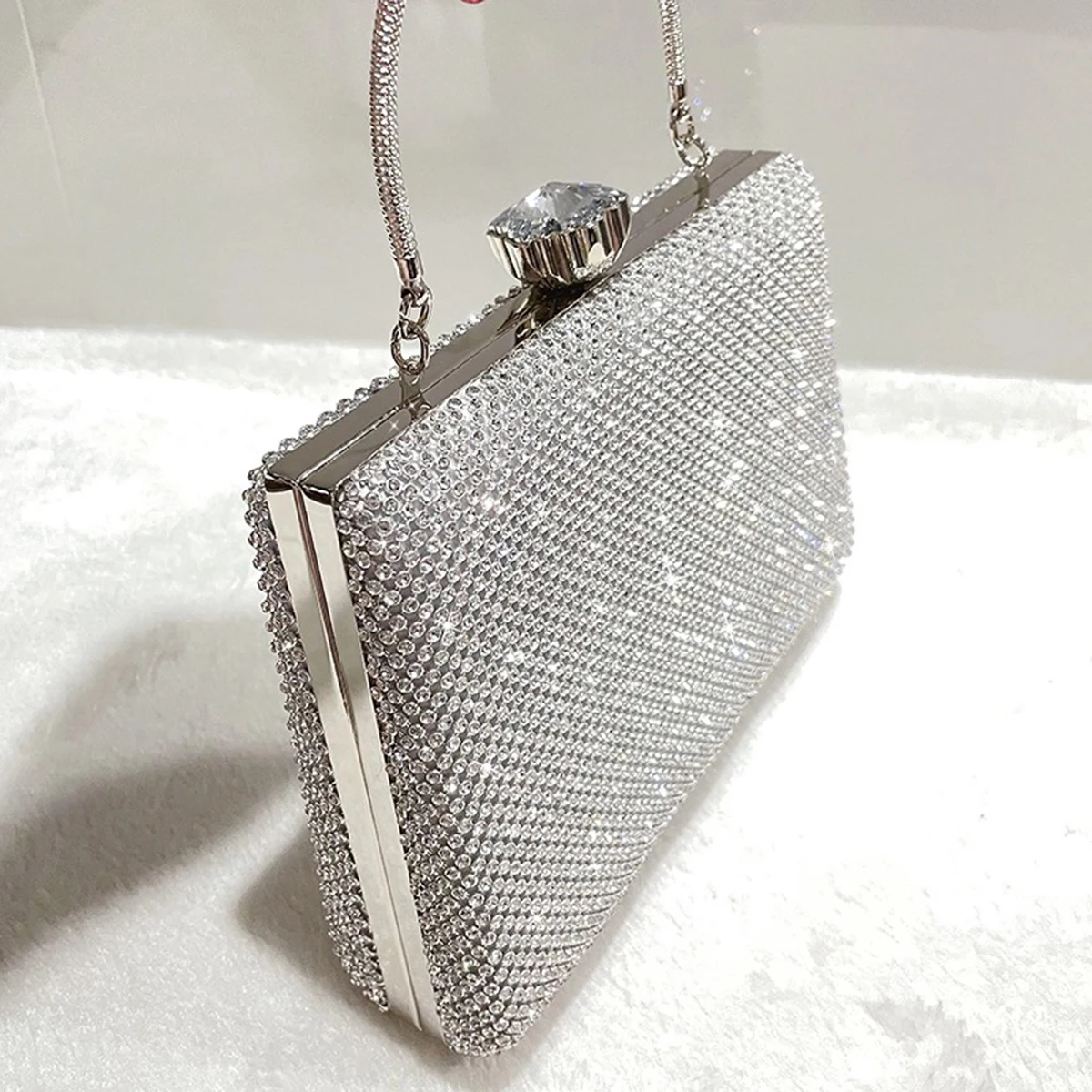 RhinestoneCavesha Clutch Handbag with Crystal Handle for Wedding Party Elegant Clutch Purse for Women
RhinestoneCavesha Clutch Handbag with Crystal Handle for Wedding Party Elegant Clutch Purse for Women