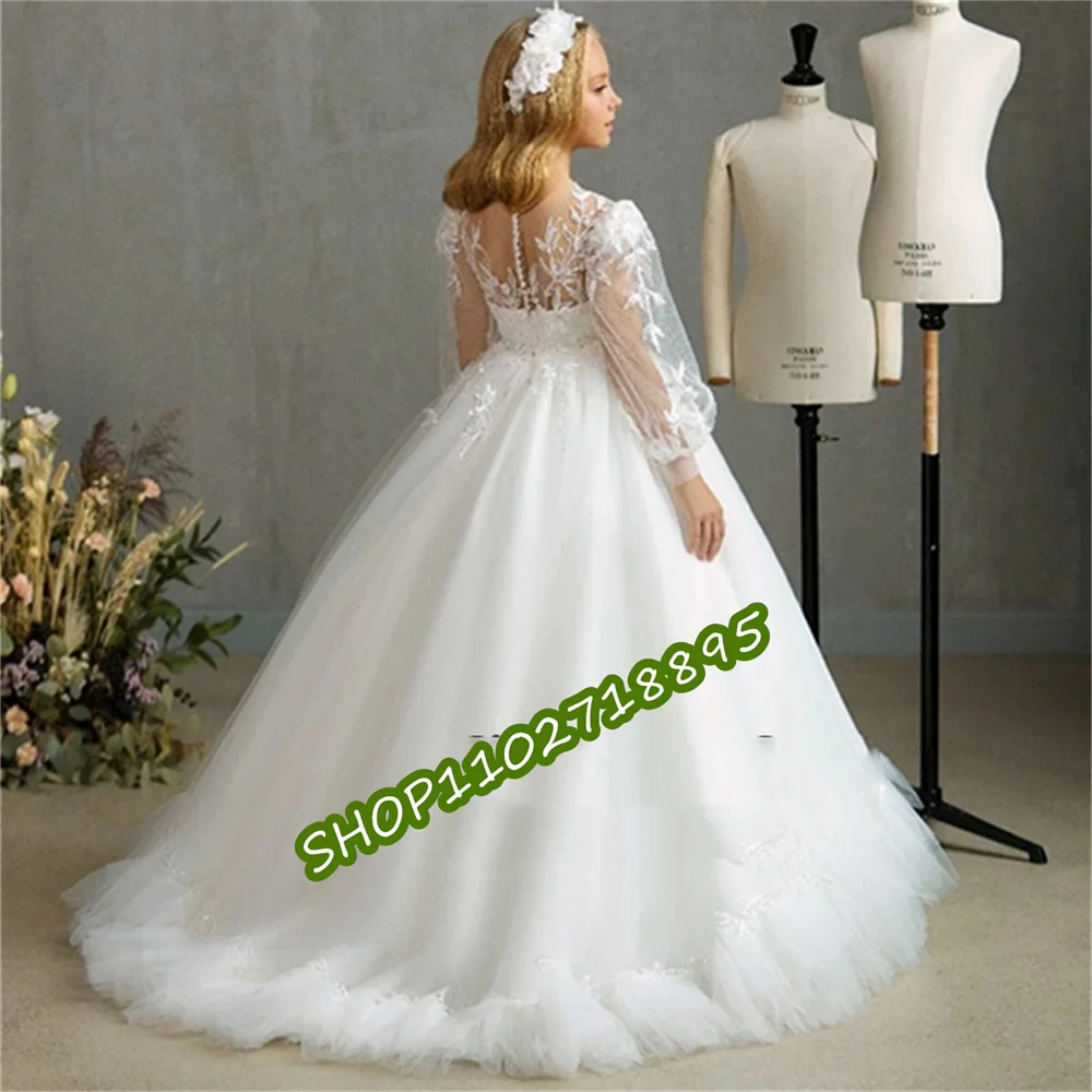 Elegant Scoop Neck Transparent Long Sleeve Wedding Party Formal Occasion Lace Flower Girl Dress
Elegant Scoop Neck Transparent Long Sleeve Wedding Party Formal Occasion Lace Flower Girl Dress