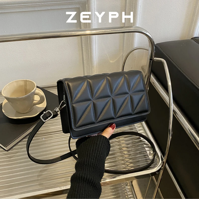 Zeyph Simple Atmosphere Commuter Women s Medium Small Square Bag Shoulder Bag Chain Bag Crossbody Bag
Zeyph Simple Atmosphere Commuter Women s Medium Small Square Bag Shoulder Bag Chain Bag Crossbody Bag