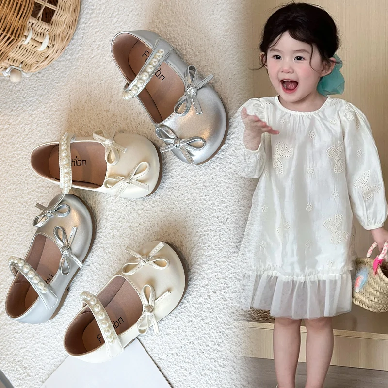 Girls Leather Shoes 2-18 Years Old Beige Bow Pearl Girls Single Shoes Four Seasons Models Soft Non-slip Children Mary Jane Shoes
Girls Leather Shoes 2-18 Years Old Beige Bow Pearl Girls Single Shoes Four Seasons Models Soft Non-slip Children Mary Jane Shoes