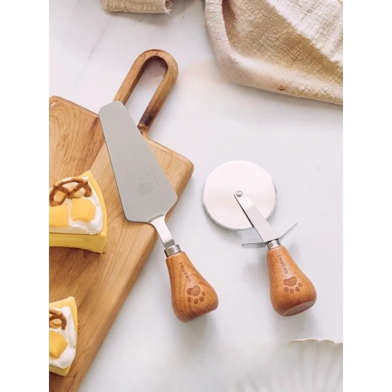 Stainless Steel Pizza Roller Cutter, Household Pizza Spatula Set, Baking Tools, Pizza Cutter, Cake Spatula
Stainless Steel Pizza Roller Cutter, Household Pizza Spatula Set, Baking Tools, Pizza Cutter, Cake Spatula