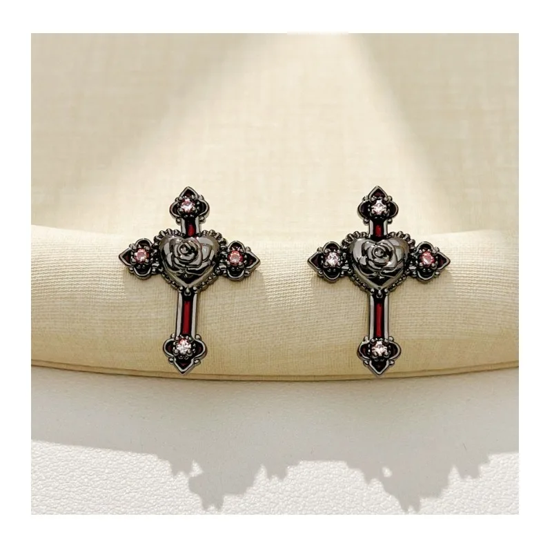 Dark Gothic Earrings, Red Zircon Stud Earrings, Niche Design, Black Rose Cross Earrings.
Dark Gothic Earrings, Red Zircon Stud Earrings, Niche Design, Black Rose Cross Earrings.