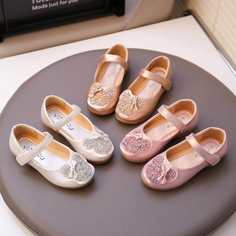 Girls Princes Shoes with Bow-knot Children Rhinestone Performance Shoes Kids Leather Shoes for Party Wedding Classic 26-38 Hot
Girls Princes Shoes with Bow-knot Children Rhinestone Performance Shoes Kids Leather Shoes for Party Wedding Classic 26-38 Hot