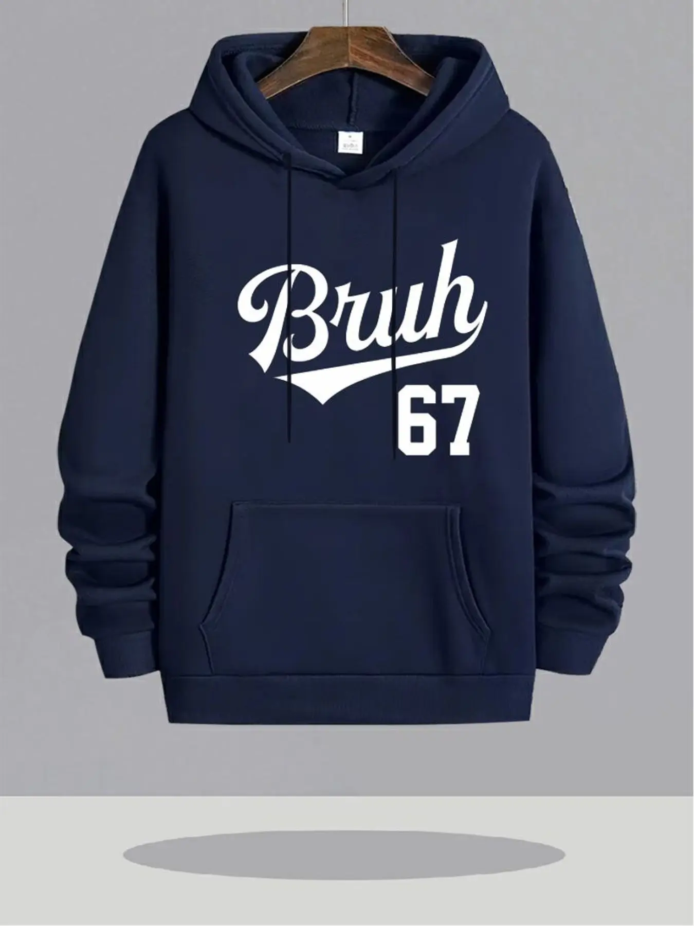Черная толстовка с капюшоном и белым шнурком, с принтом «Bruh 67» на груди, карман-кенгуру, повседневная толстовка с капюшоном для мужчин
Черная толстовка с капюшоном и белым шнурком, с принтом «Bruh 67» на груди, карман-кенгуру, повседневная толстовка с капюшоном для мужчин