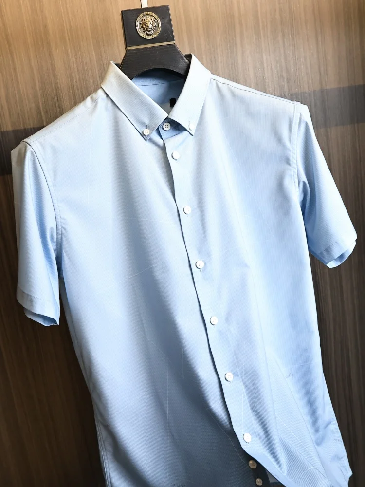 Homesick Striped Embroidery Short Sleeve Shirt Men's Business Commuting Breathable Skin-friendly Flip Collar Summer Fashion
Homesick Striped Embroidery Short Sleeve Shirt Men's Business Commuting Breathable Skin-friendly Flip Collar Summer Fashion