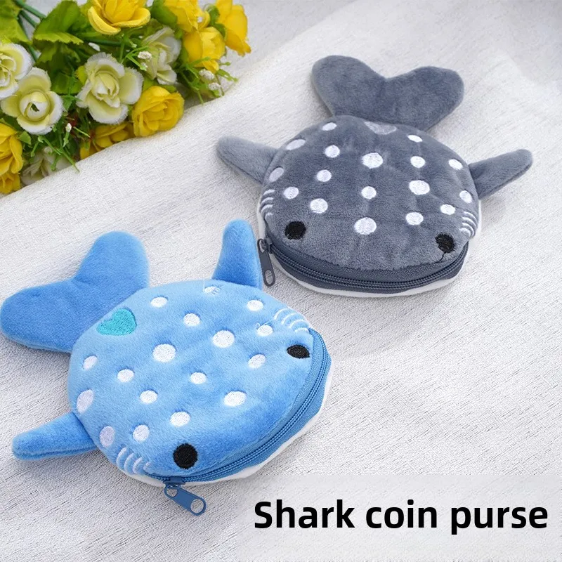 Модный милый синий акула, мини-кит, кошелек для монет, плюшевый кошелек на молнии, дизайнерский женский маленький мешочек для ключей, чехол для наушников
Модный милый синий акула, мини-кит, кошелек для монет, плюшевый кошелек на молнии, дизайнерский женский маленький мешочек для ключей, чехол для наушников
