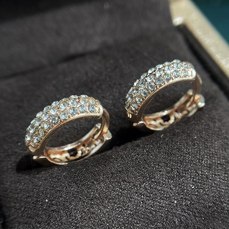 Round Shape Metal Ear Bone Earrings European and American Style Personalized Fashion Earrings Ladies Girls Travel Accessories
Round Shape Metal Ear Bone Earrings European and American Style Personalized Fashion Earrings Ladies Girls Travel Accessories