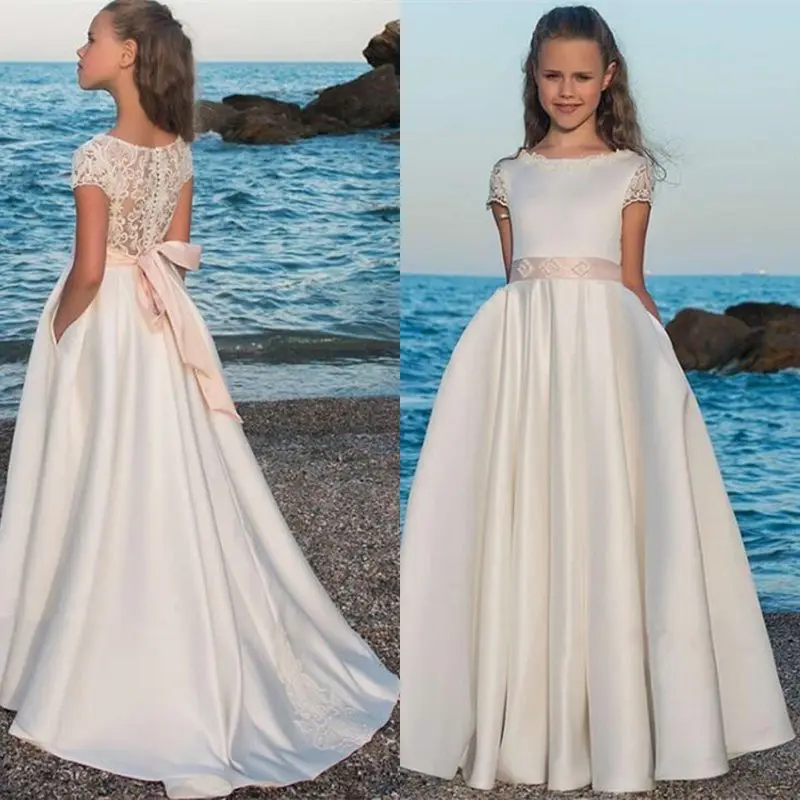 White Satin Flower Girl Dresses for Weddings A-Line Floor-Length Kids Princess Short Sleeve Pageant First Communion Ball Gowns
White Satin Flower Girl Dresses for Weddings A-Line Floor-Length Kids Princess Short Sleeve Pageant First Communion Ball Gowns