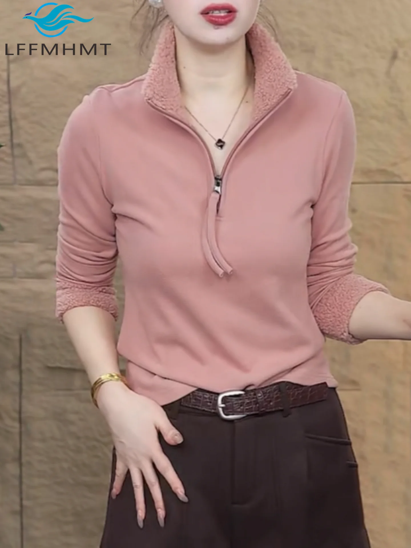 Двусторонние флисовые пуловеры для женщин, зимняя мода, хорошее качество, утолщенные, теплые, на молнии, с длинным рукавом, однотонные, простые базовые топы
Двусторонние флисовые пуловеры для женщин, зимняя мода, хорошее качество, утолщенные, теплые, на молнии, с длинным рукавом, однотонные, простые базовые топы