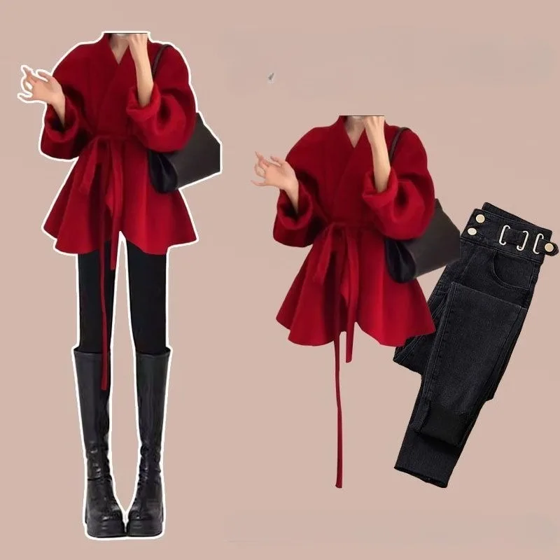 2026 New Year's Eve Suit Women's Red War Robe Temperament Fashion Strap Jacket Straight and Simple Jeans Two-piece Set Trendy
2026 New Year's Eve Suit Women's Red War Robe Temperament Fashion Strap Jacket Straight and Simple Jeans Two-piece Set Trendy