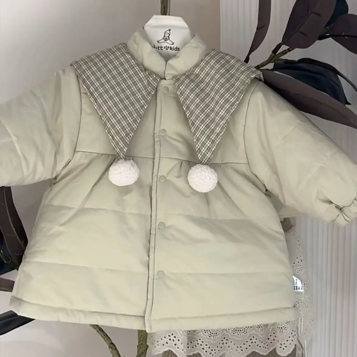 Baby Girls Green Padded Cotton Coat Children 2024 New Autumn Winter Fashion Simple Casual Warm Padded Cotton Coat Clothes
Baby Girls Green Padded Cotton Coat Children 2024 New Autumn Winter Fashion Simple Casual Warm Padded Cotton Coat Clothes