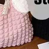 Female Large Capacity Handbag, Polyster Shoulder Bag with Cloud Pleats.
Female Large Capacity Handbag, Polyster Shoulder Bag with Cloud Pleats.