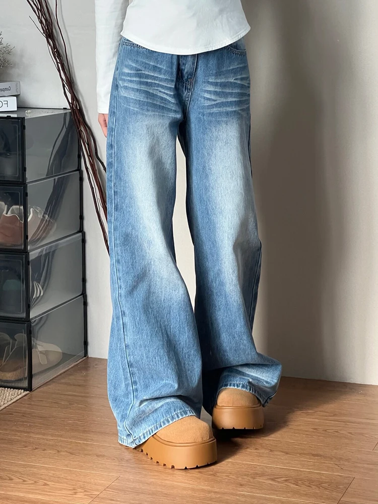 Светло-голубые джинсы с полосками, высокой талией, драпировкой и широкими штанинами, женские, осенне-зимние, новые, прямого кроя, длиной в пол
Светло-голубые джинсы с полосками, высокой талией, драпировкой и широкими штанинами, женские, осенне-зимние, новые, прямого кроя, длиной в пол