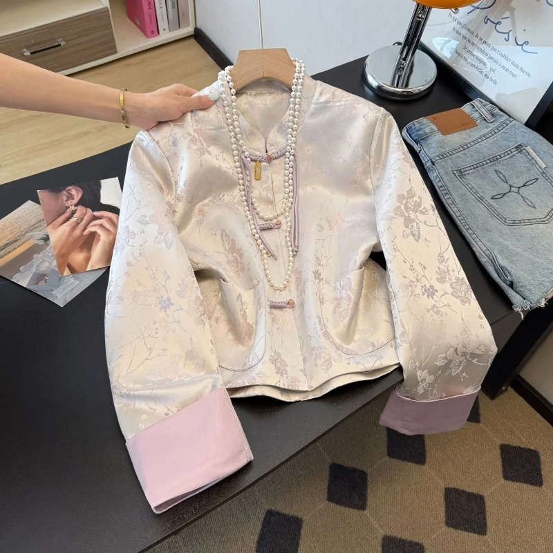New Chinese Style Tang Suit Satin Fabric Heavy Embroidery Long Sleeve Stand Collar Women Open Cardigan Top Outerwear
New Chinese Style Tang Suit Satin Fabric Heavy Embroidery Long Sleeve Stand Collar Women Open Cardigan Top Outerwear