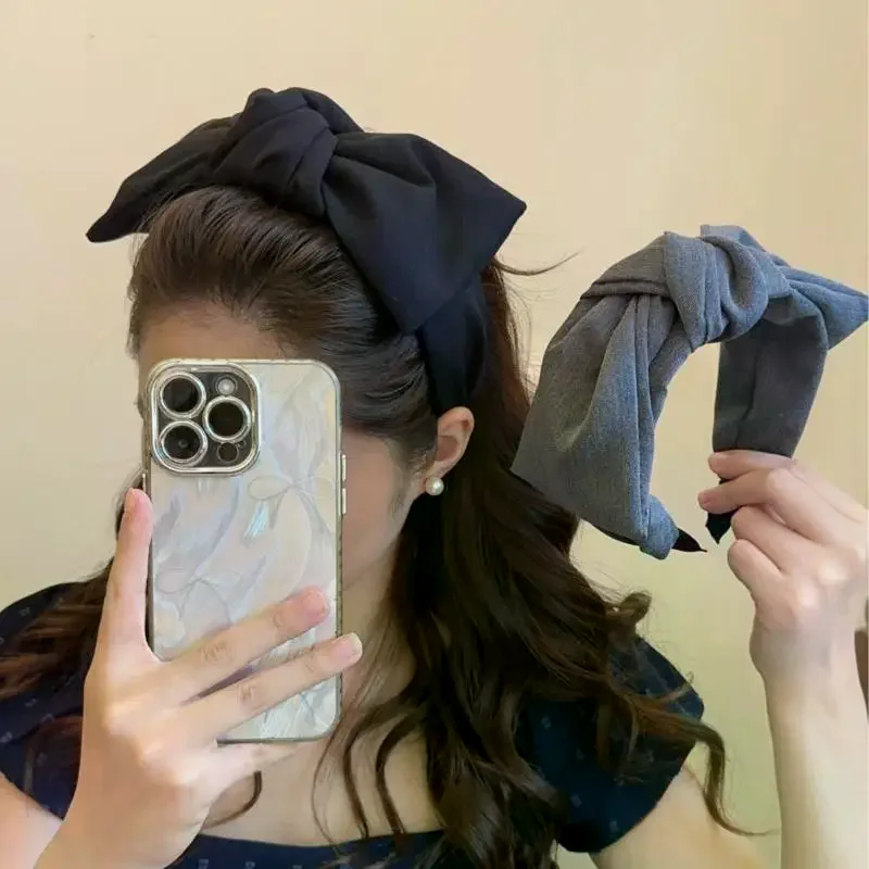 Vintage Wide-Brimmed Bow Hairband Headbands For Women Temperament Hair Hoop Versatile Elegant Hair Accessories
Vintage Wide-Brimmed Bow Hairband Headbands For Women Temperament Hair Hoop Versatile Elegant Hair Accessories